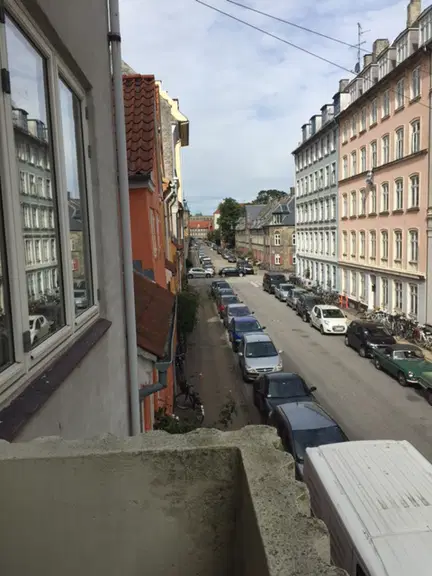 apartment Møbleret og velholdt bolig med central beliggenhed