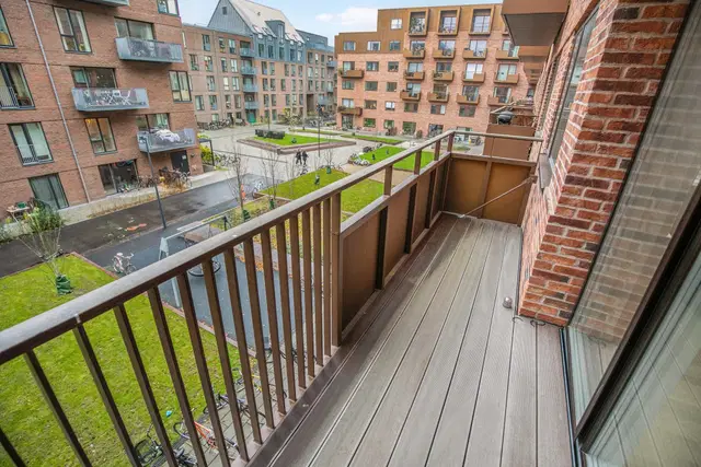 apartment Lys 2-værelses bolig med privat altan