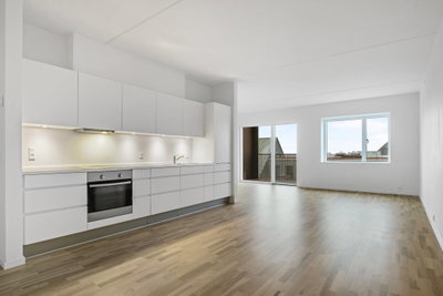 Lys 2-værelses bolig med privat altan - Gammel Køge Landevej, Valby - 1