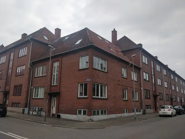 apartment Hyggelig 2-værelses bolig med rummelig hems