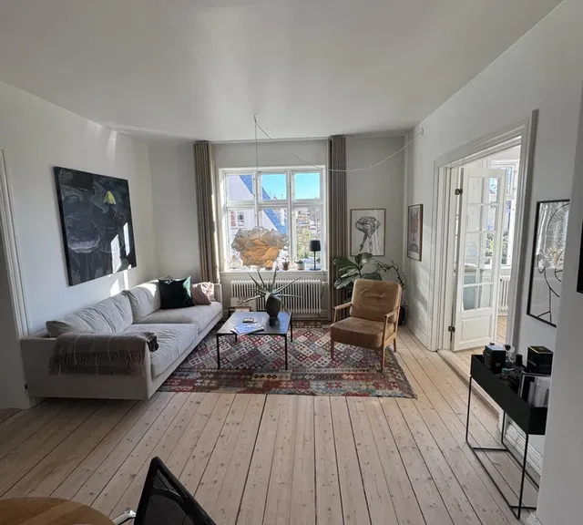 apartment Klassisk og lys treværelseslejlighed i Aalborg Vestby