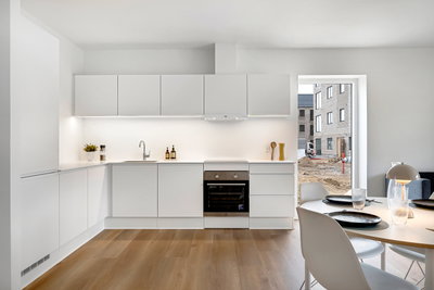 Lyst 4-værelses rækkehus med privat terrasse - Nerudas Alle, Aalborg Øst - 1