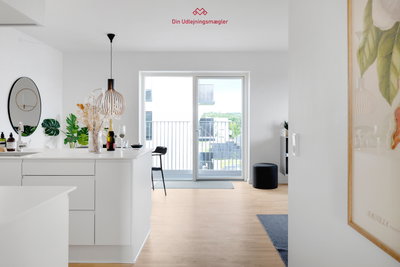Rummelig 3-værelses bolig med moderne faciliteter - Nerudas Alle, Aalborg Øst - 3