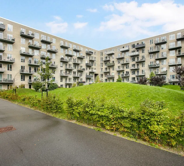 apartment Bright 4-Room Apartment Near Nature and the City in Søborg
