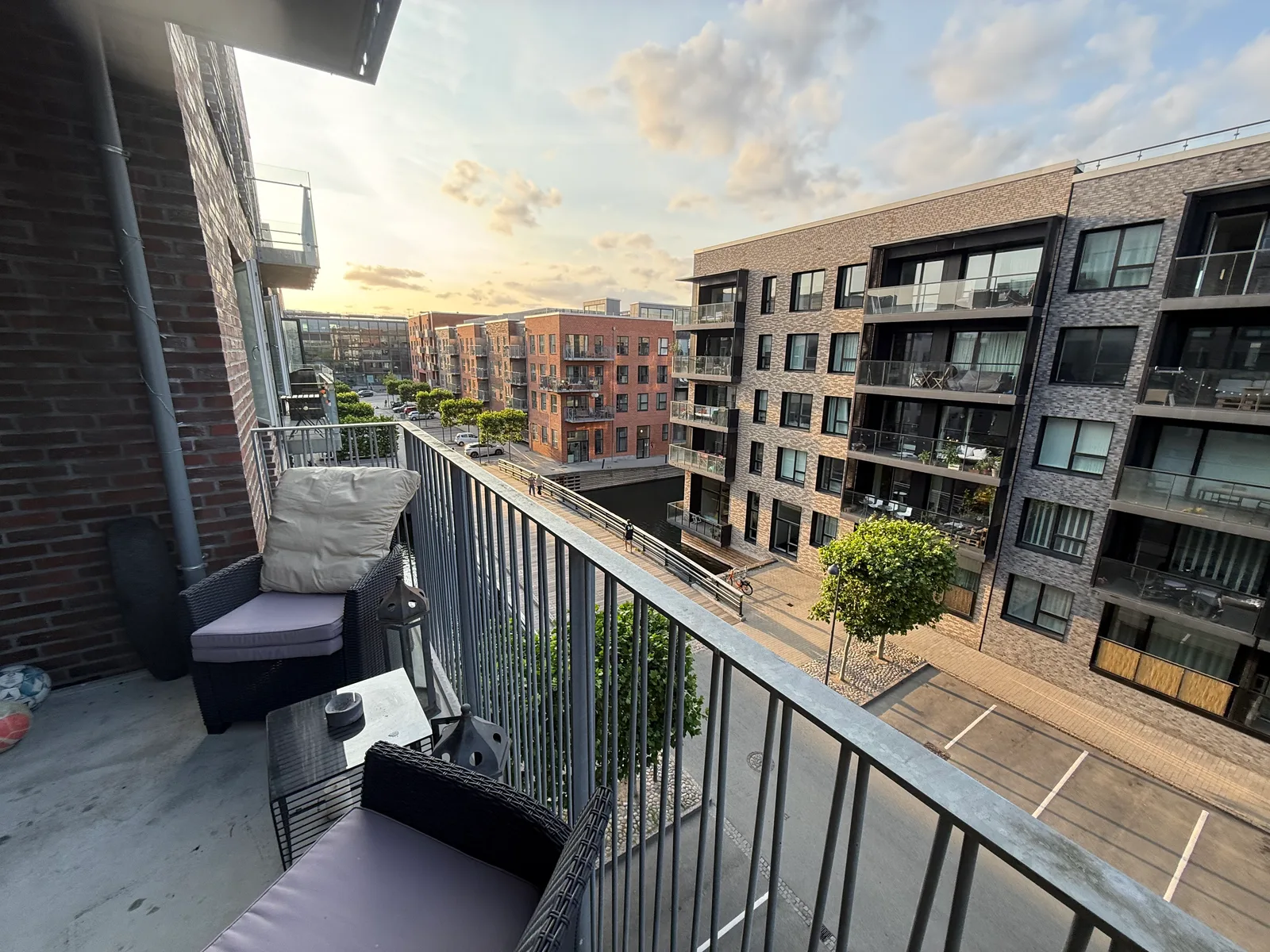 Visual presentation of the listing