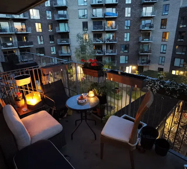 room Lyst værelse med balkon i Teglholmen