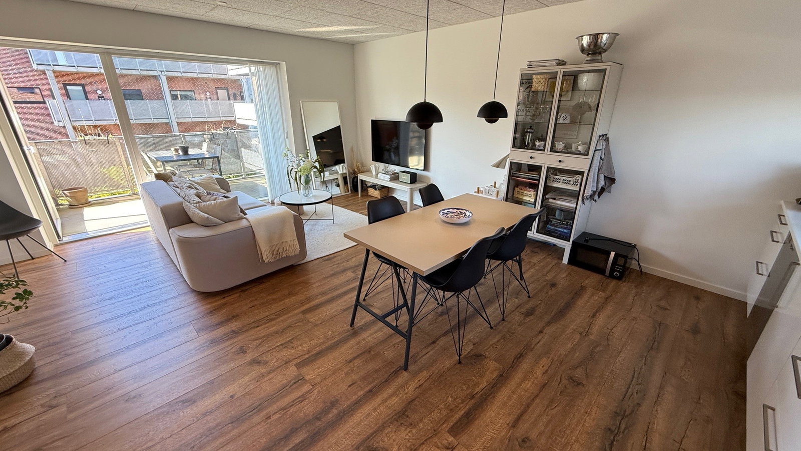 apartment Bolig på 1. sal med stor altan tæt på centrum