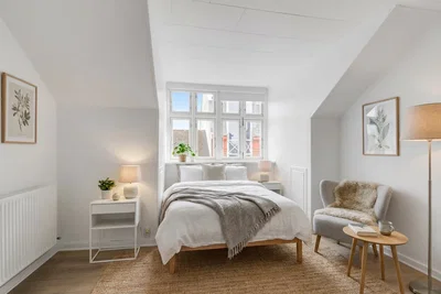 Lys 3-værelses på tagetagen med stor stue, badekar og vaskemaskine – 110 m2 - Jernbanegade, Kolding - 3