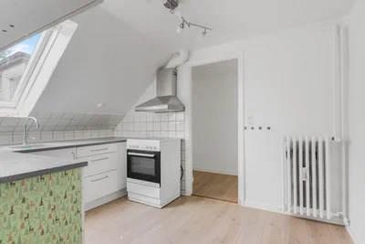 Lys 3-værelses på tagetagen med stor stue, badekar og vaskemaskine – 110 m2 - Jernbanegade, Kolding - 2