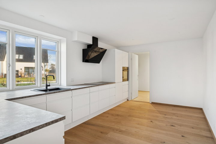 4-værelses dobbelthus med sydvestvendt terrasse - Pilemøllevej, Ishøj - 0