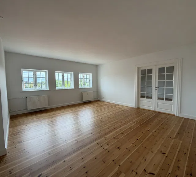 apartment Stately apartment with balcony and views over Odense