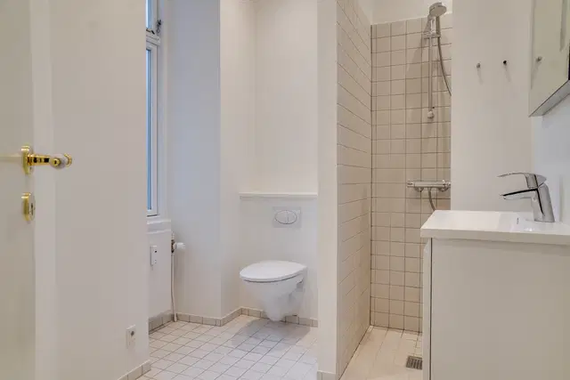 apartment 4-værelses lejlighed centralt i København K