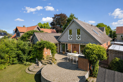 Villa med særpræg tæt på Køge Å og byens liv - F C Hansensvej, Køge - 1