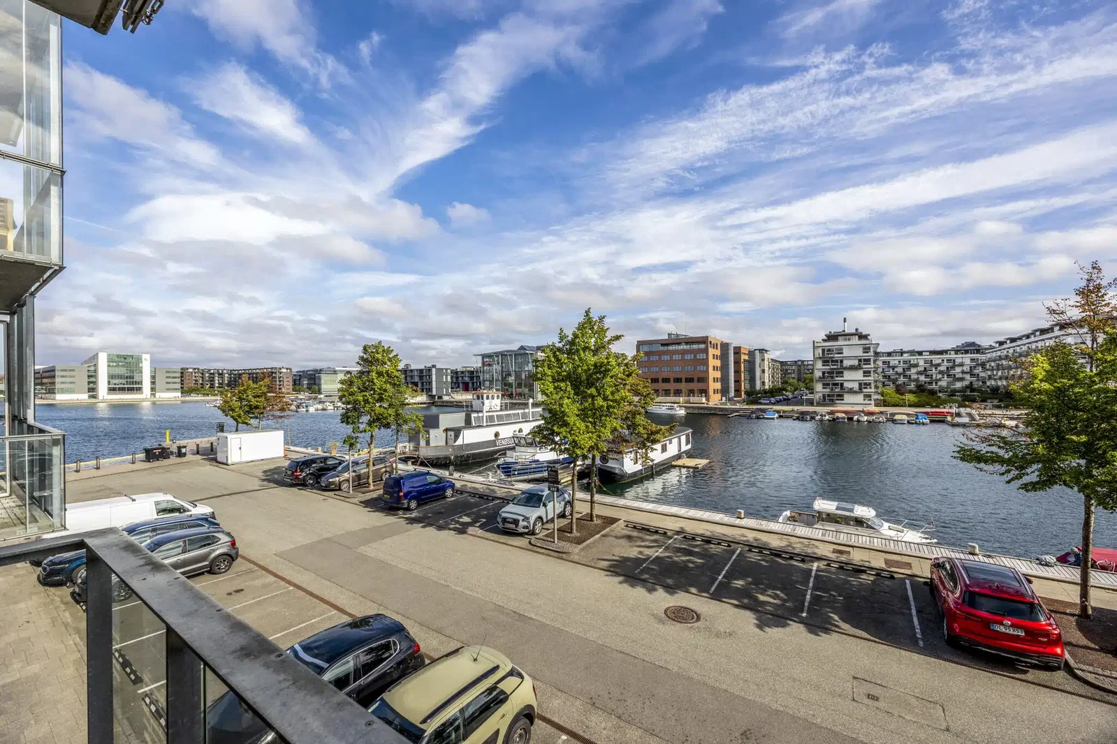 apartment Modern, Furnished Home with Water Views in Copenhagen SV