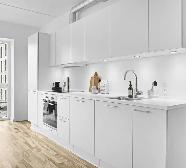 apartment Lys 3-værelses lejlighed med privat altan