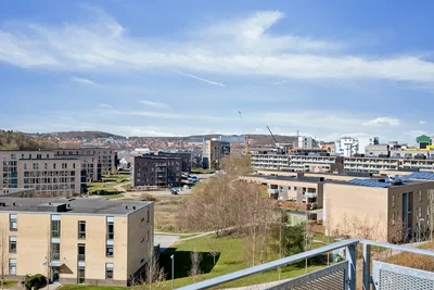 Skøn 4-værelses lejlighed med dejlig terrasse - Kalkskrænten, Aalborg - 1