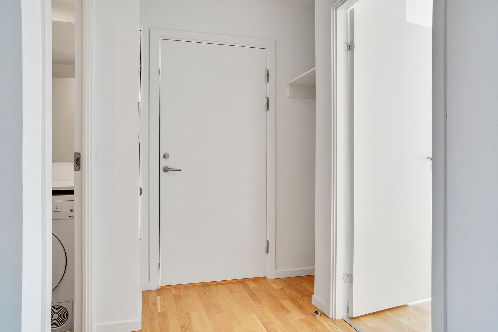 apartment Lys lejlighed med stor altan i København K