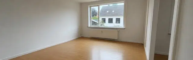 apartment 4-værelses lejlighed med altan i Glostrup