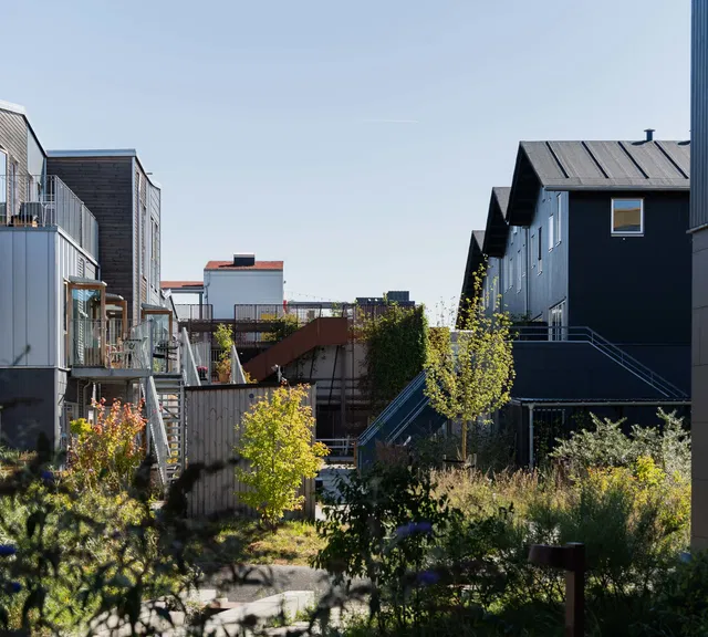 apartment Lys 4-værelses lejlighed med altan i Roskilde