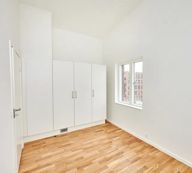 apartment Spacious 5-room apartment with private terrace