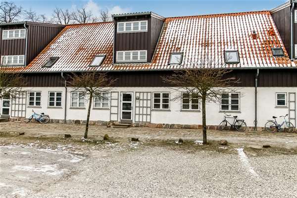 Lys bolig på 47 m² nær centrum - Kringelborg Alle, Nykøbing F - 0