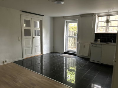 Moderniseret 2-værelses kælderlejlighed i stor villa - Randersvej, Viborg - 2