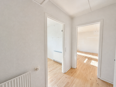 Lys 2-værelses bolig med terrasse nær Skibhus Torvet - Skibhusvej, Odense C - 2