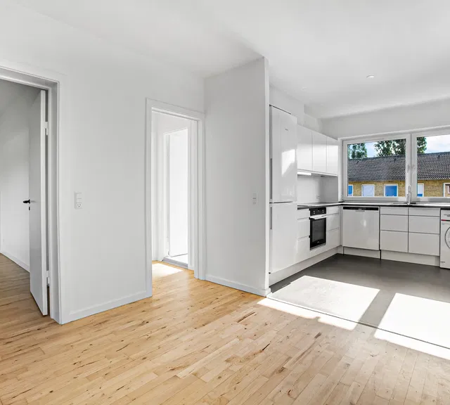 apartment 4-værelses lejlighed med god beliggenhed i Taastrup