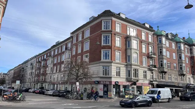 apartment 283 m² herskabslejlighed nær Trianglen