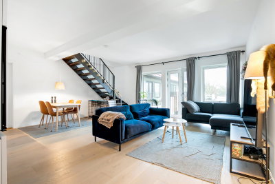 Lys 5-værelses bolig i to plan i Søborg - Buddinge Hovedgade, Søborg - 1