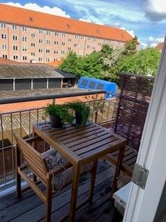 Lys 2-værelses med altan i Vestbyen - Ny Kastetvej, Aalborg - 1