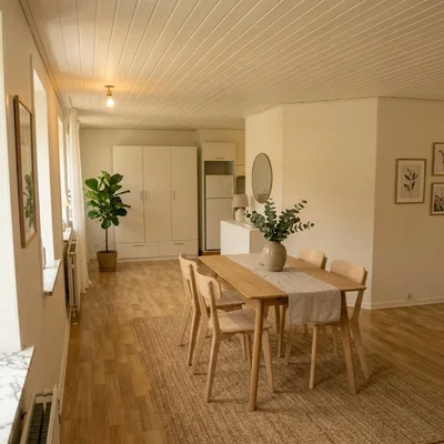 Lys og indretningsvenlig 1-værelses på 46 m2 med stort opholdsrum og hvidt køkken - Østergade, Hjørring - 3