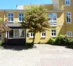 apartment Bright and Easy-to-Furnish One-Bedroom Apartment of 46 m² with Spacious Living Area and White Kitchen