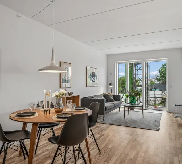 apartment Modern one-bedroom apartment with lovely natural light