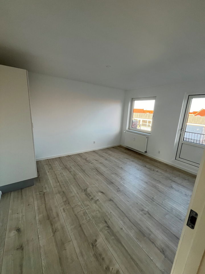 Bright 3-Room Apartment of 110 m² in Esbjerg - Strandbygade, Esbjerg - 3
