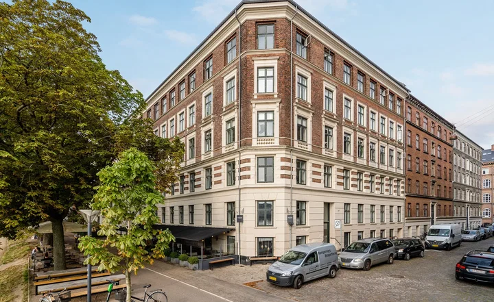 Rummelig 5-værelses bolig på 133,1 m² ved Søerne - Kroghsgade, København Ø - 0