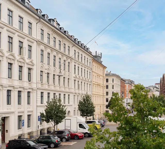 apartment Stor 5-værelses lejlighed med udsigt i København V