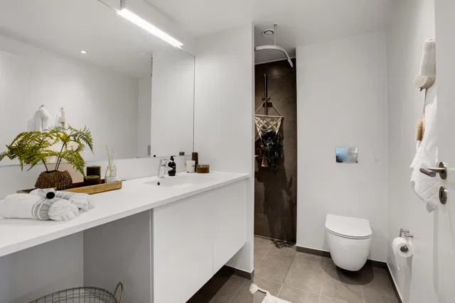 apartment Central lejebolig med altan og moderne indretning