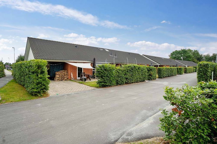 Familievenligt rækkehus med 4 værelser i Årslev - Lundegårdsvej, Årslev - 0