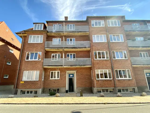 apartment Lys 1-værelses bolig med rolig beliggenhed i Odense C
