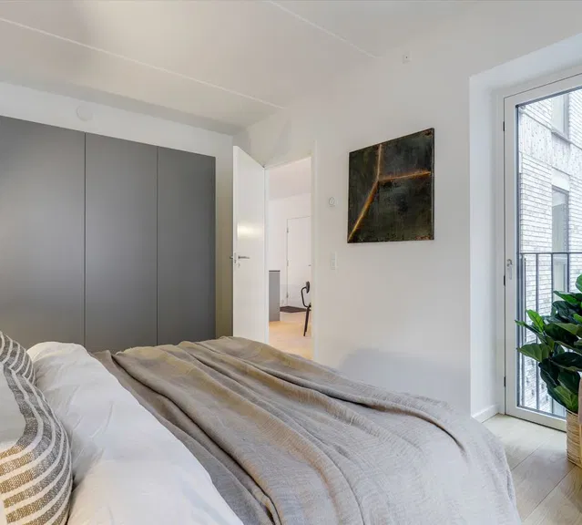 apartment Lys 3-værelses lejlighed på 6. sal