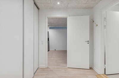 Lys, moderne og rummelig 2-værelses lejlighed på hele 105 m² udlejes med en central beliggenhed midt - Saltgade, Ribe - 3