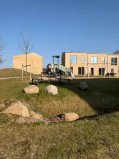 townhouse Lys og velindrettet bolig i to plan nær Aarhus