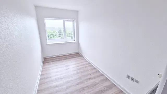 apartment Cozy 3-Room Apartment with Balcony and Good Parking