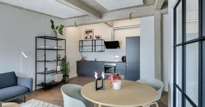 Lys 2-værelses lejlighed i Aalborg Vestby med industriel stil - Strandvejen, Aalborg - 2