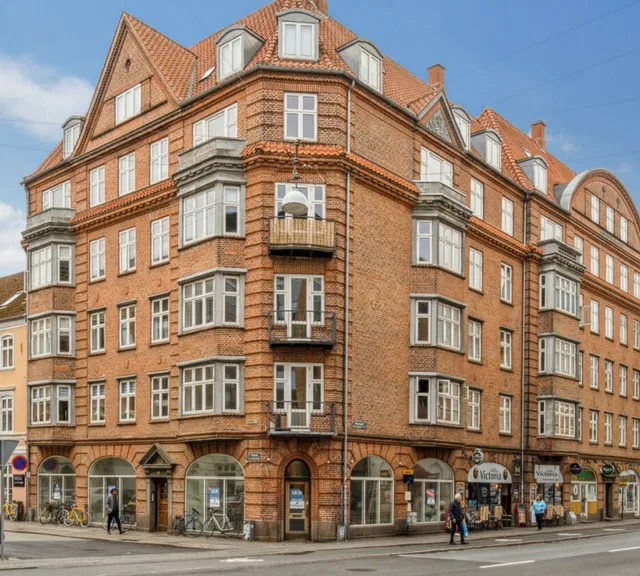 apartment Lys 3-værelses på 89 m² med fransk altan tæt på havnefronten