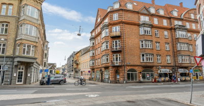 Lys 3-værelses på 89 m² med fransk altan tæt på havnefronten - Borgergade, Aalborg - 1