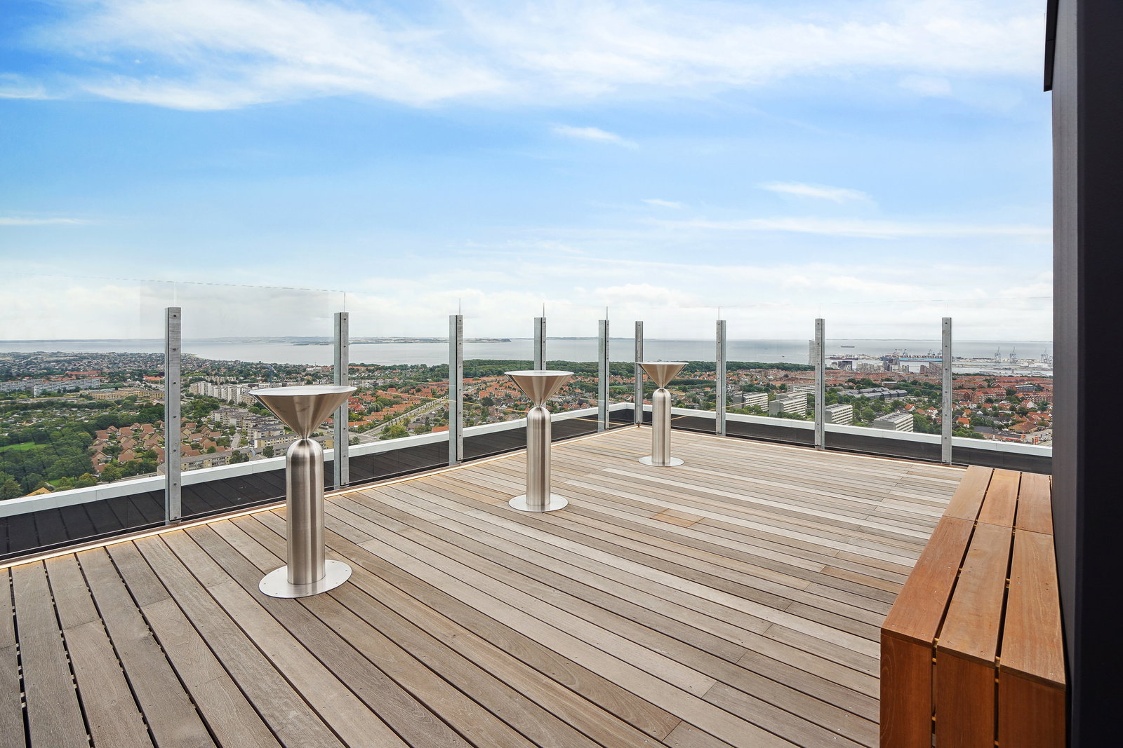 apartment 2-værelses bolig på 21. sal med panoramaudsigt over Aarhus