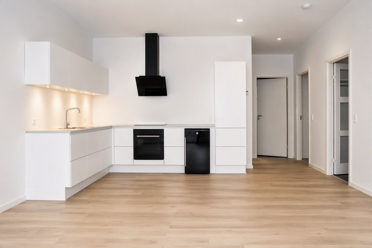 townhouse Moderne étplansrækkehus med have og carport