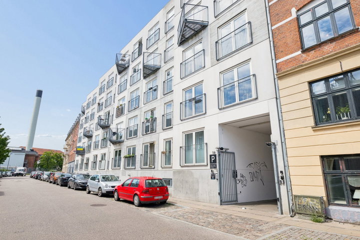 Moderne 2-værelses bolig med have og stort badeværelse - Glentevej, København NV - 0